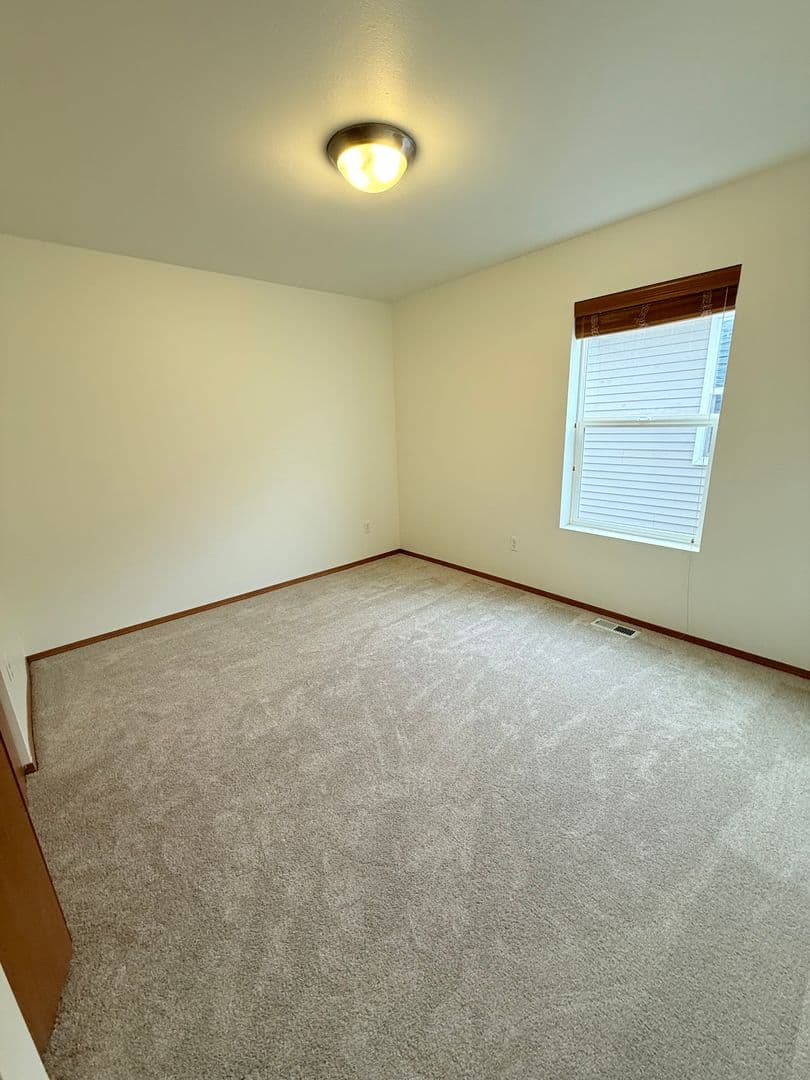 Port Orchard House: 4250 Swift Ave SW