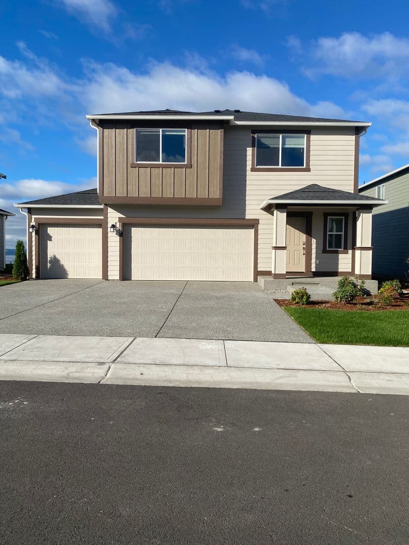 Belfair House: 100 NE Belfair Station Dr.