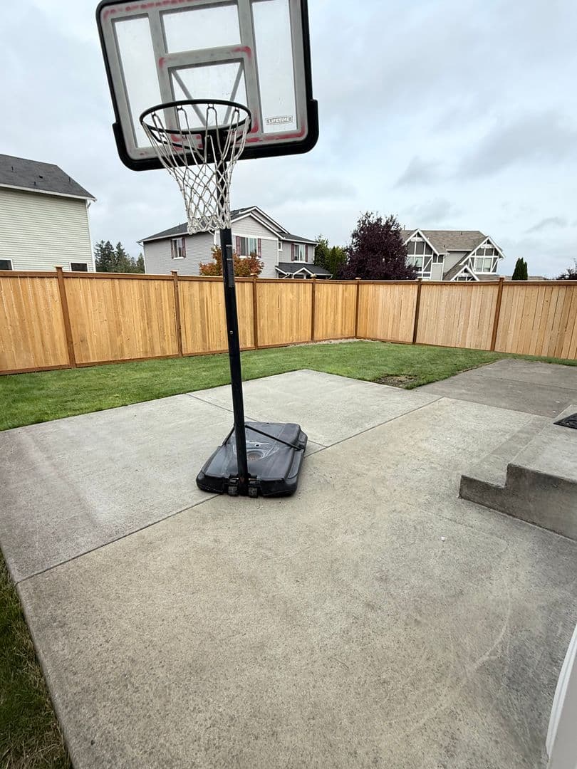 Port Orchard House: 4250 Swift Ave SW