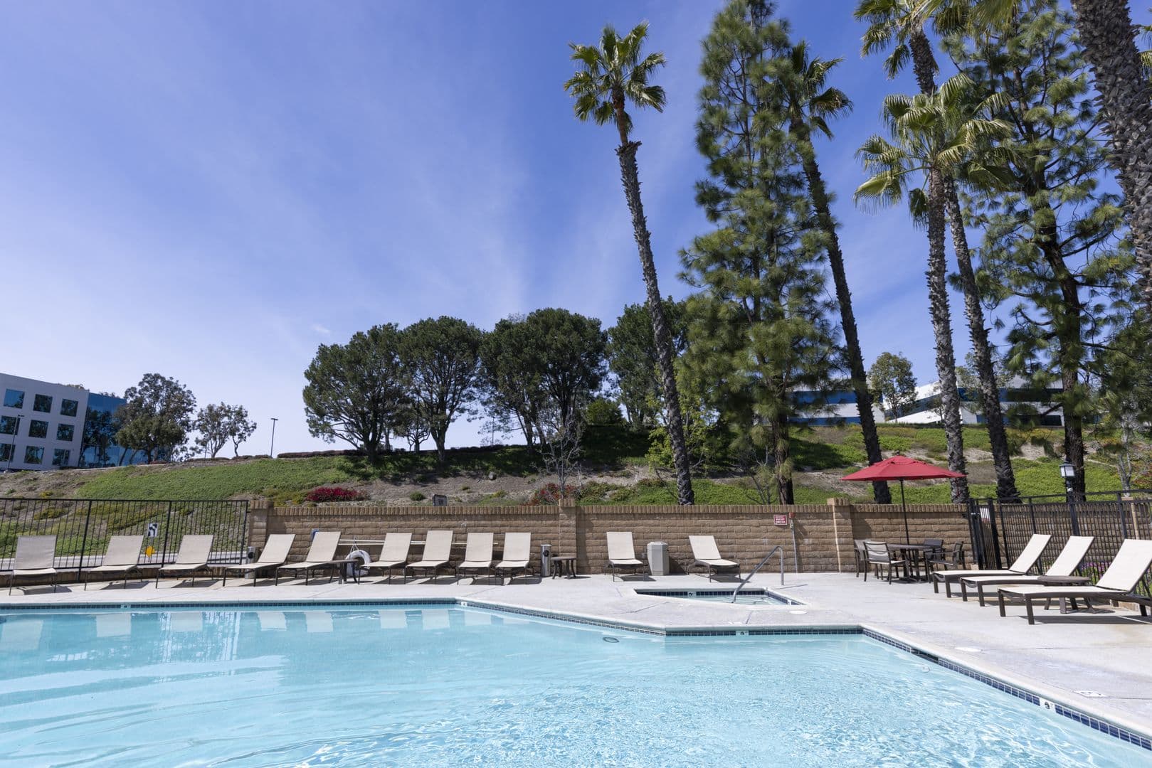 Mission Viejo Apartment: 23842 Alicia Parkway - Unit 213