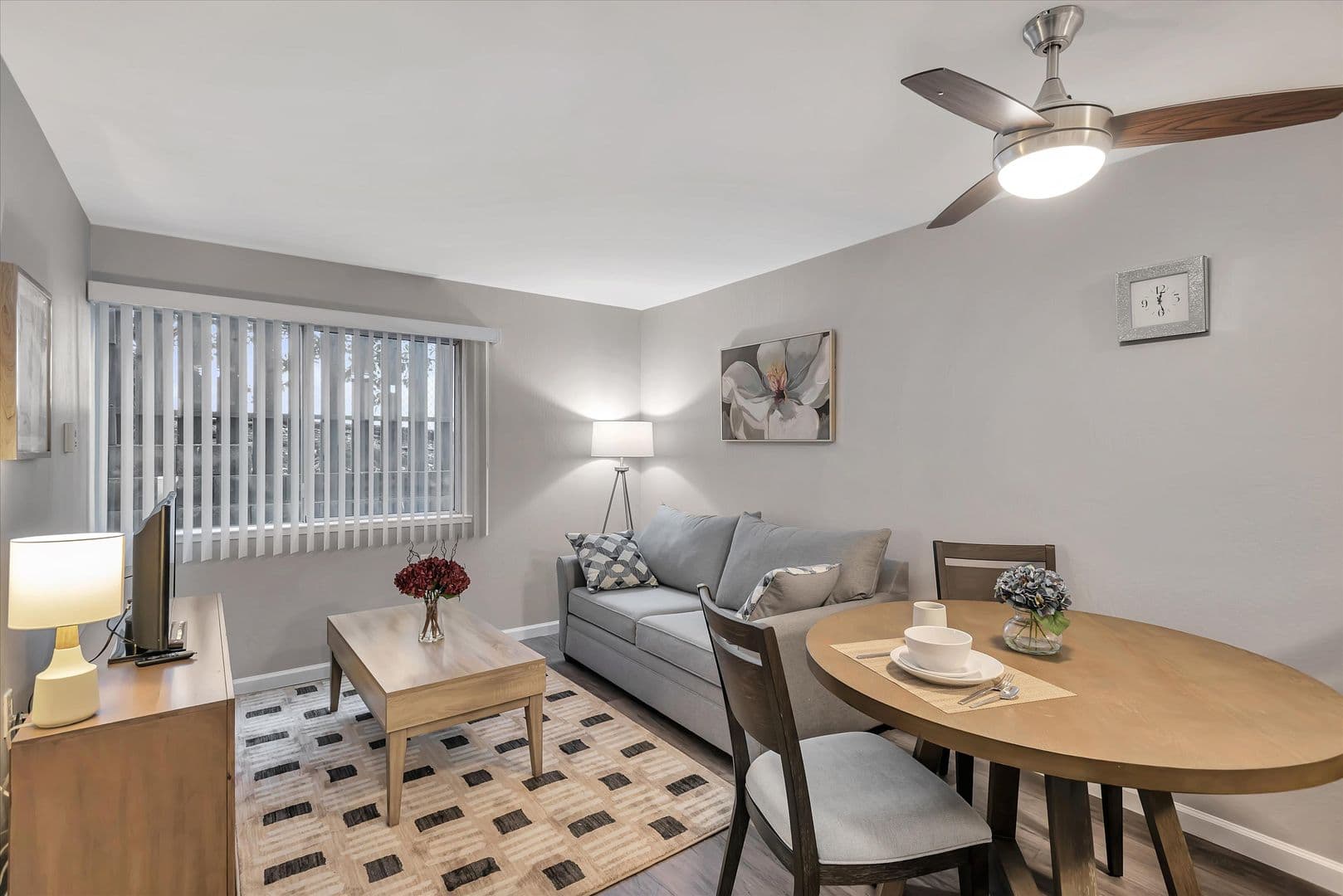 South San Francisco Apartment: 416 Alida Way