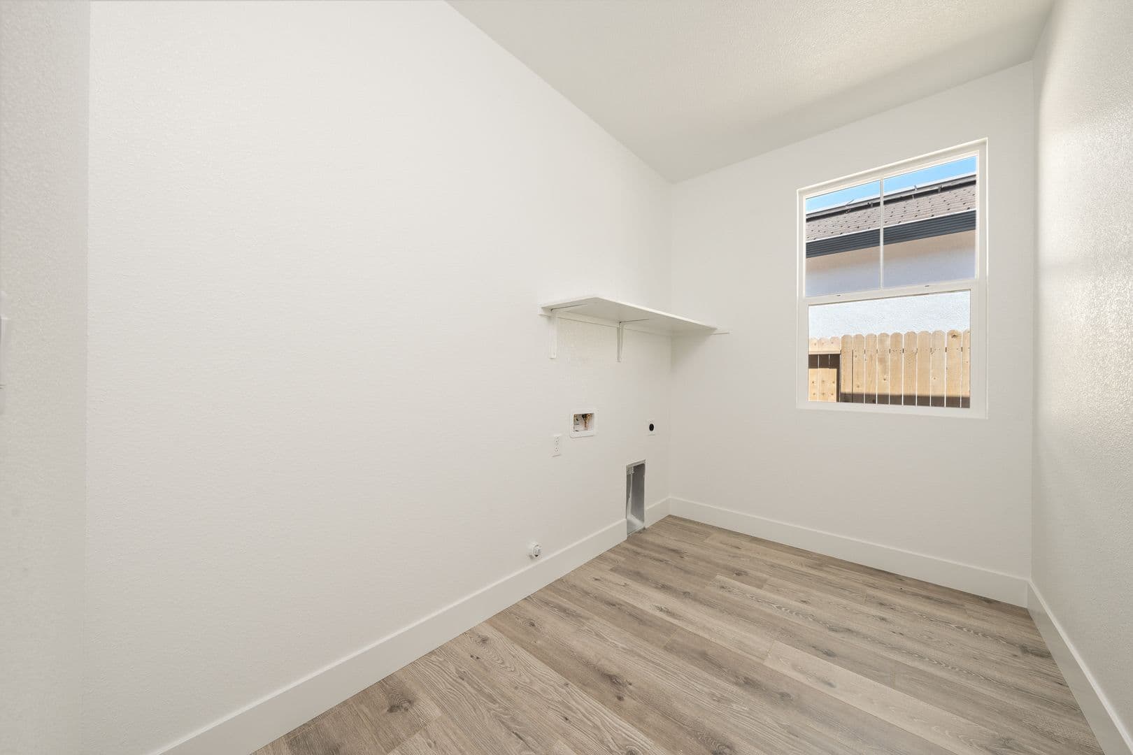 Rancho Cordova House: 12320 Coal Creek Way