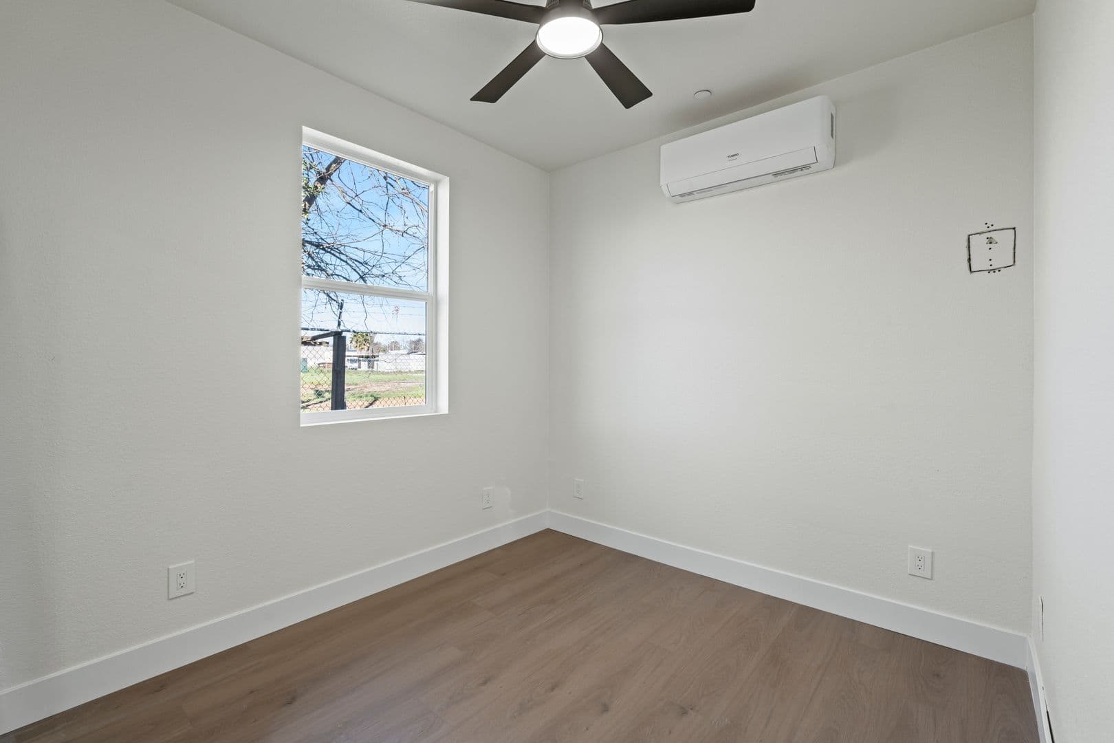 Sacramento Apartment: 3109 29th Ave