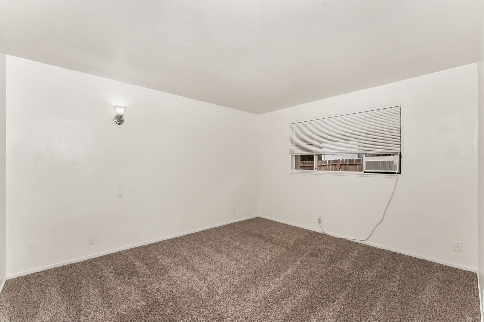 North Highlands House: 4184 Cornelia Way