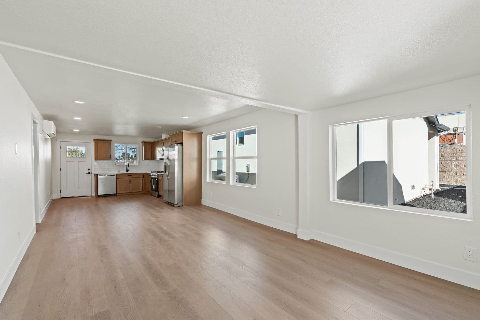 Sacramento Apartment: 3109 29th Ave