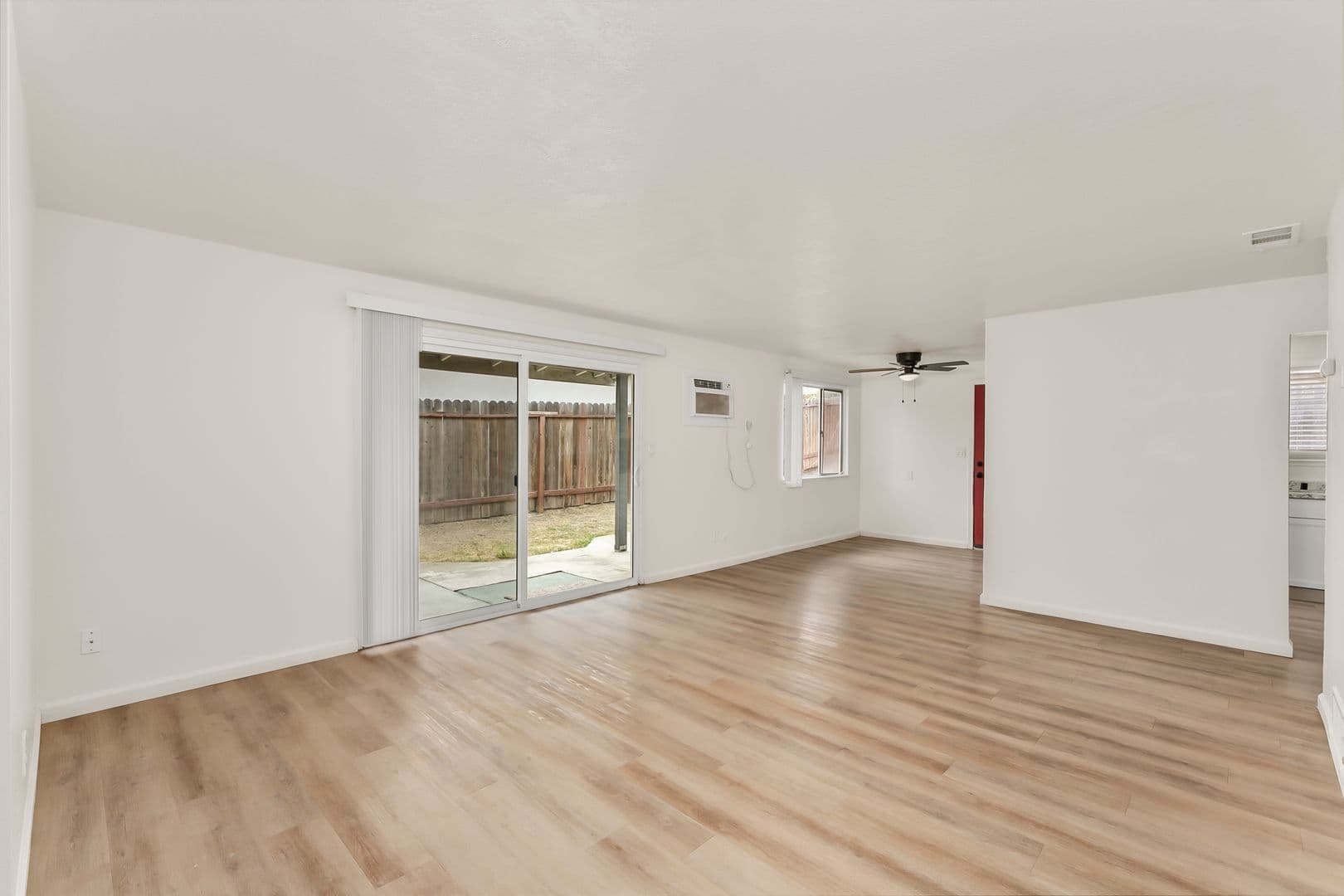 North Highlands House: 6429 Stoneman Dr
