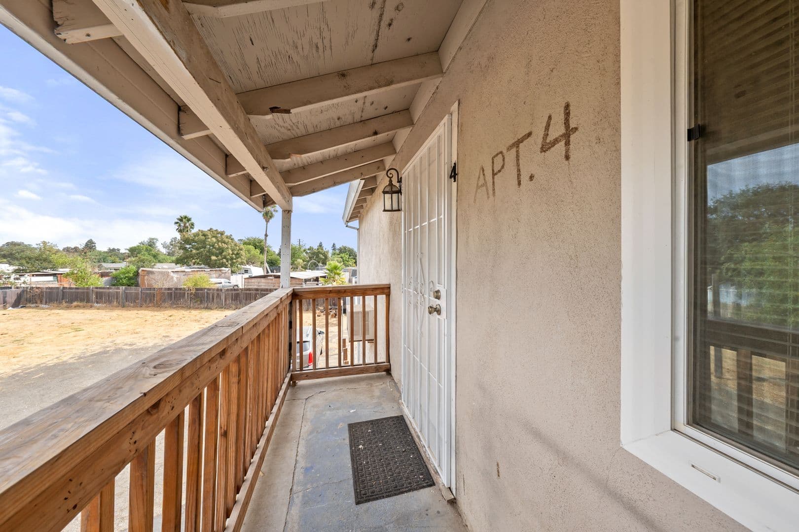 Rio Linda House: 6044 Marysville Blvd #4