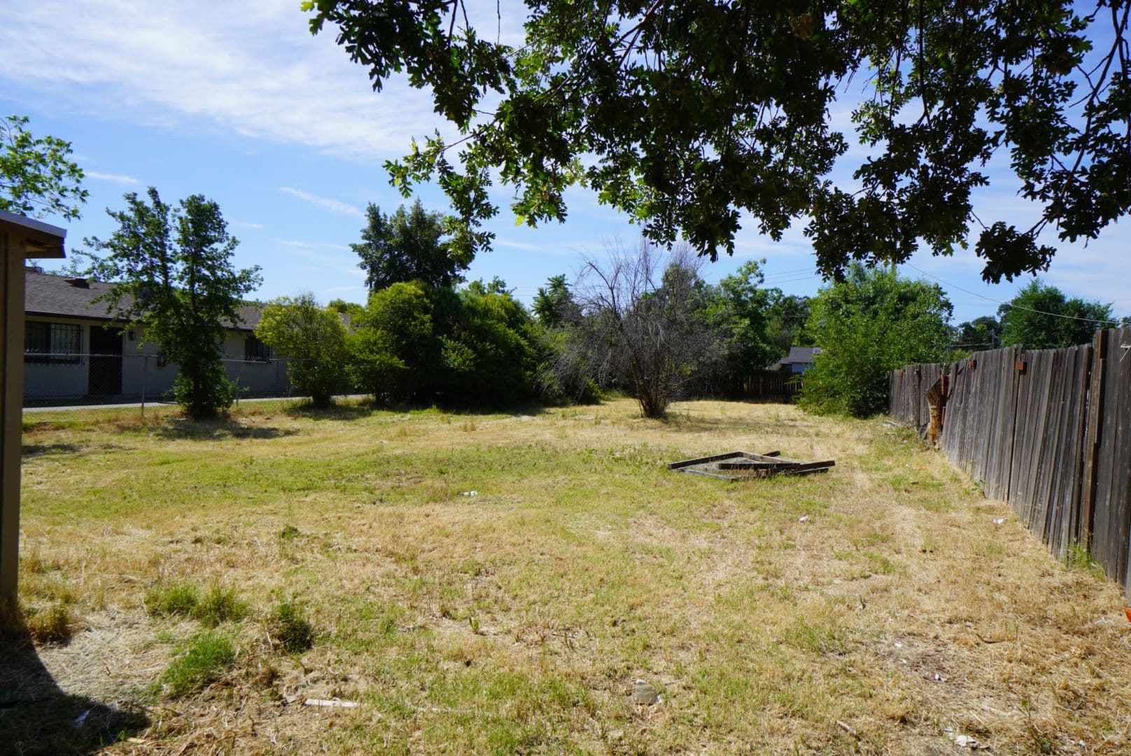 Sacramento Apartment: 1216 South Ave