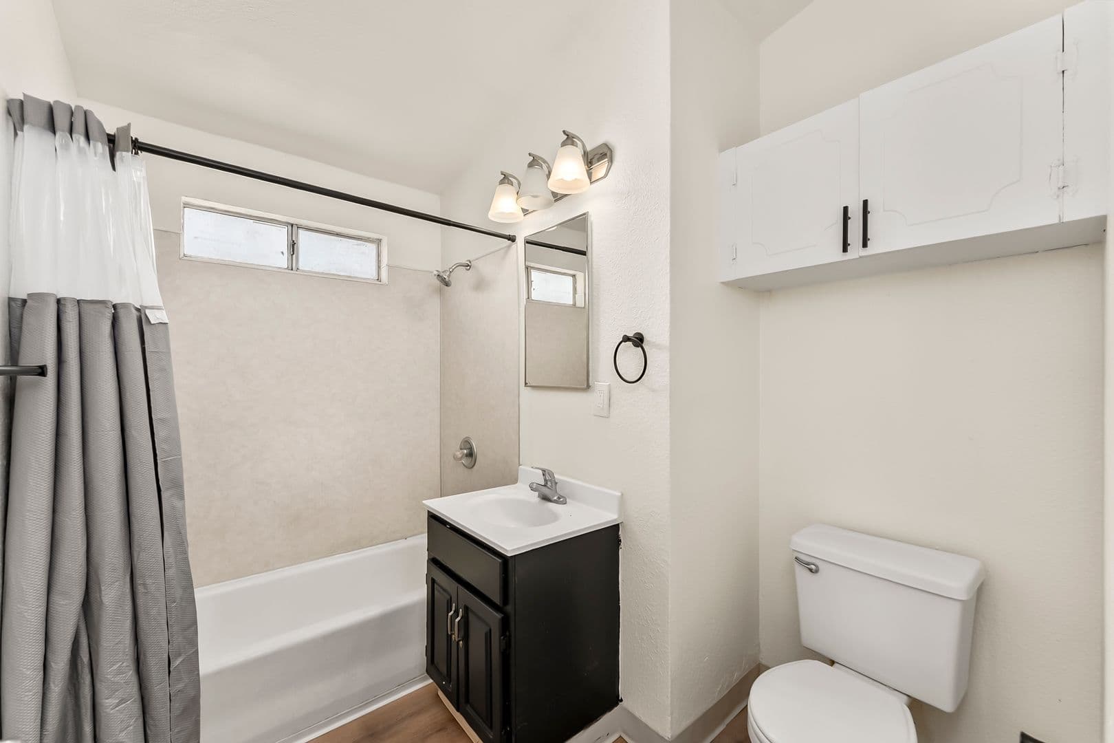 North Highlands House: 6429 Stoneman Dr