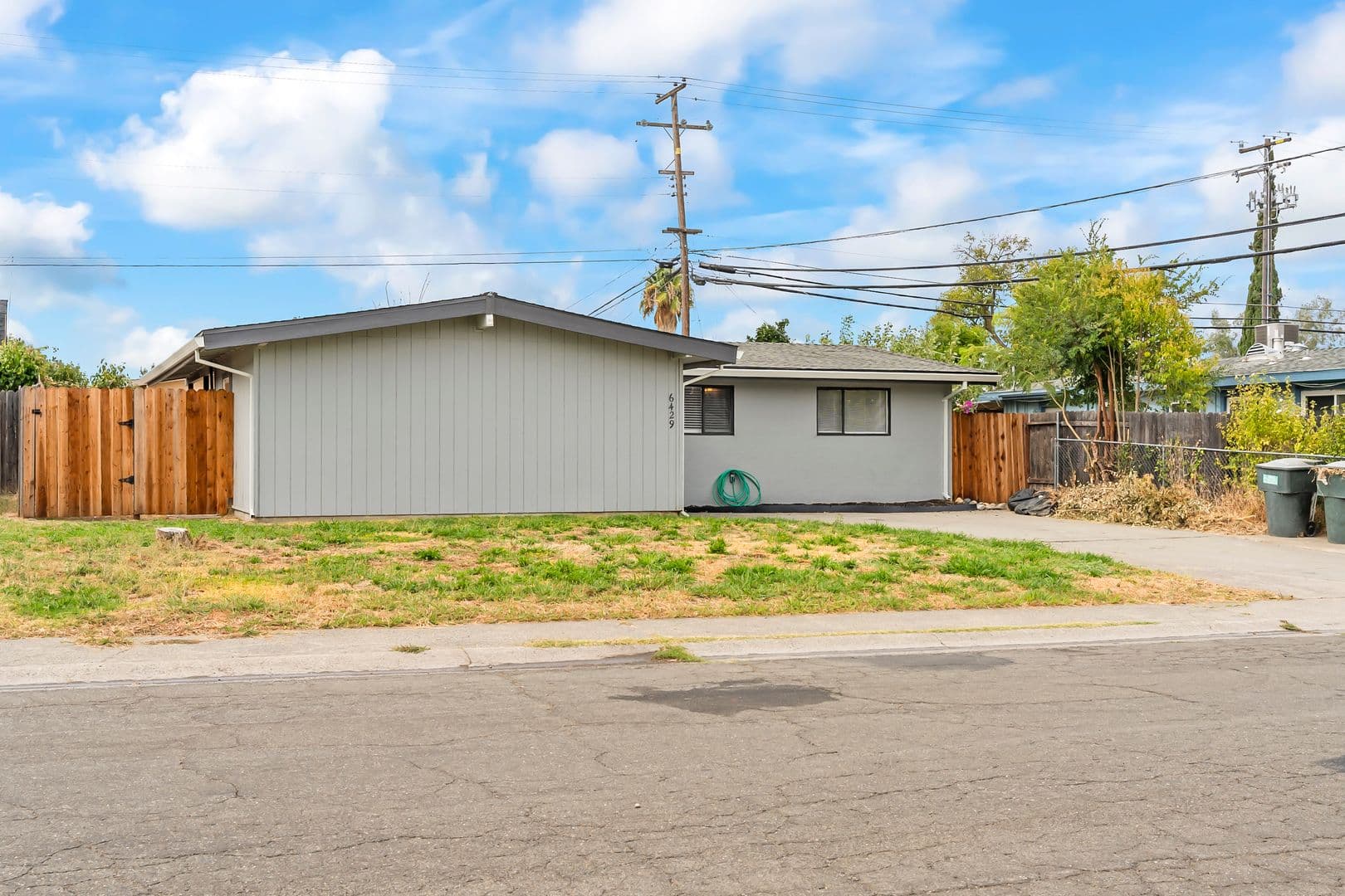North Highlands House: 6429 Stoneman Dr