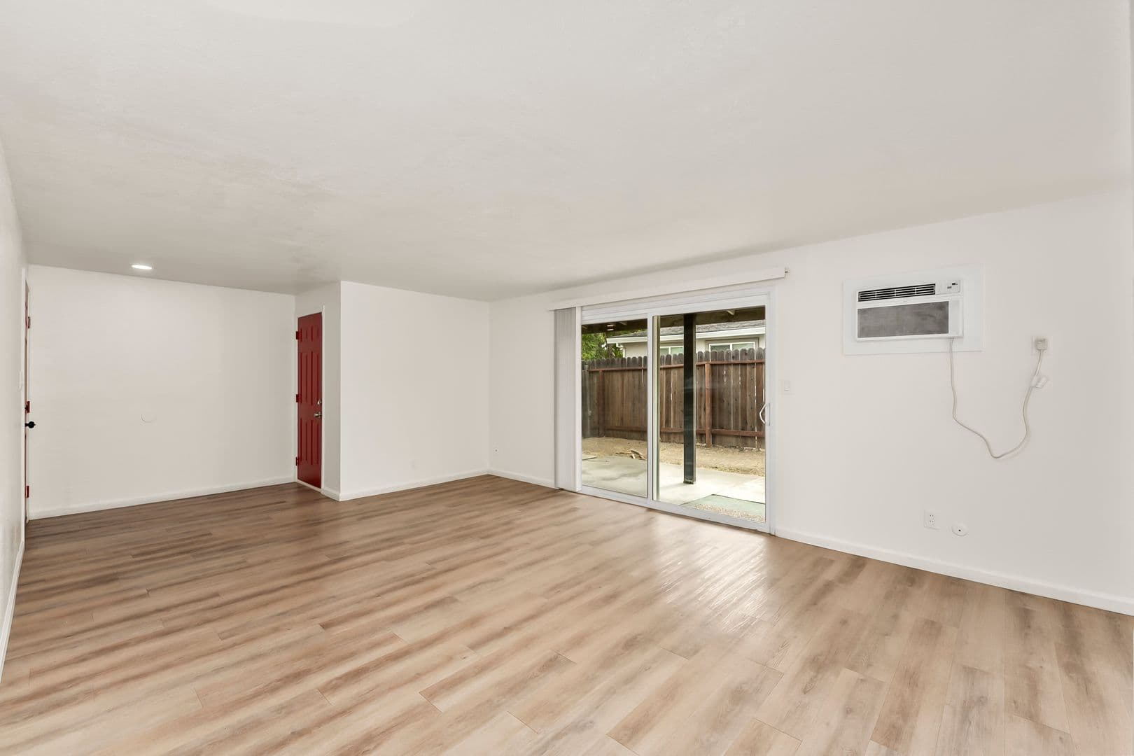 North Highlands House: 6429 Stoneman Dr