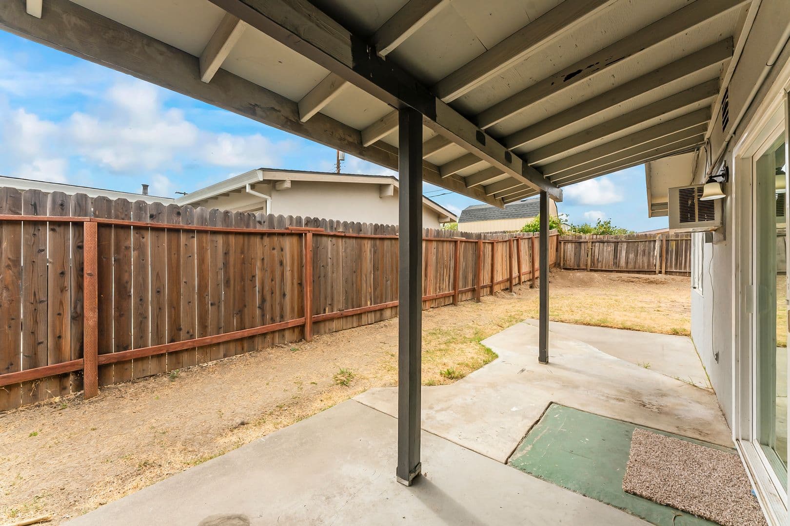 North Highlands House: 6429 Stoneman Dr