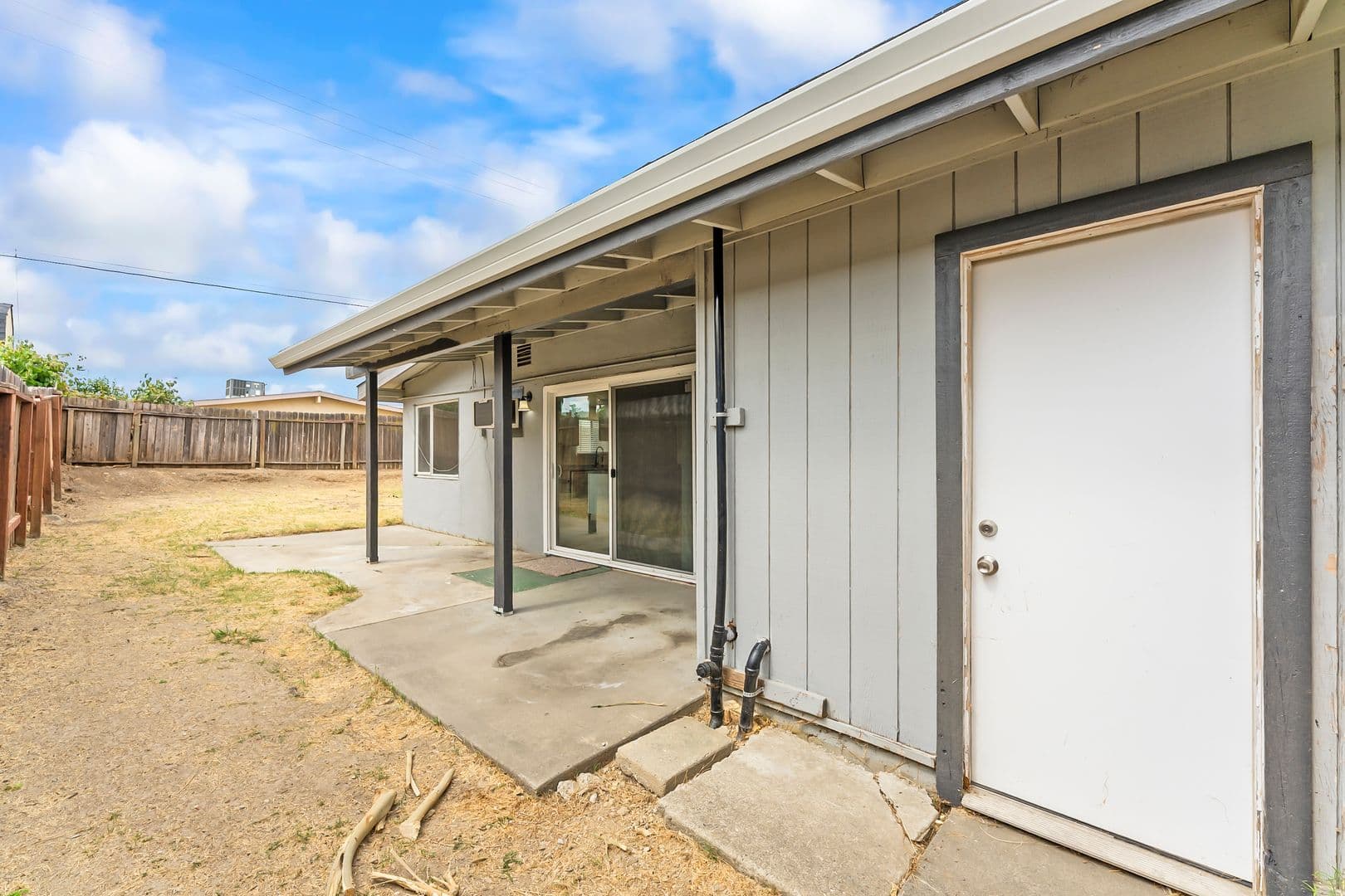 North Highlands House: 6429 Stoneman Dr