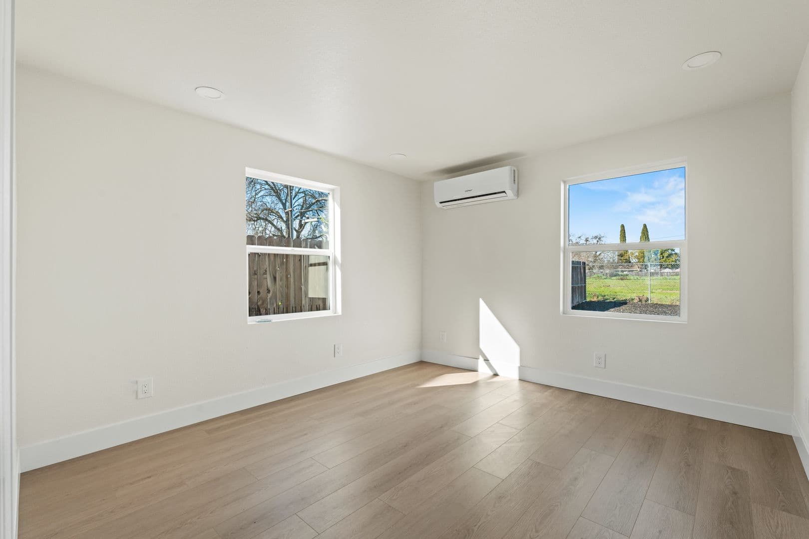 Sacramento Apartment: 3109 29th Ave