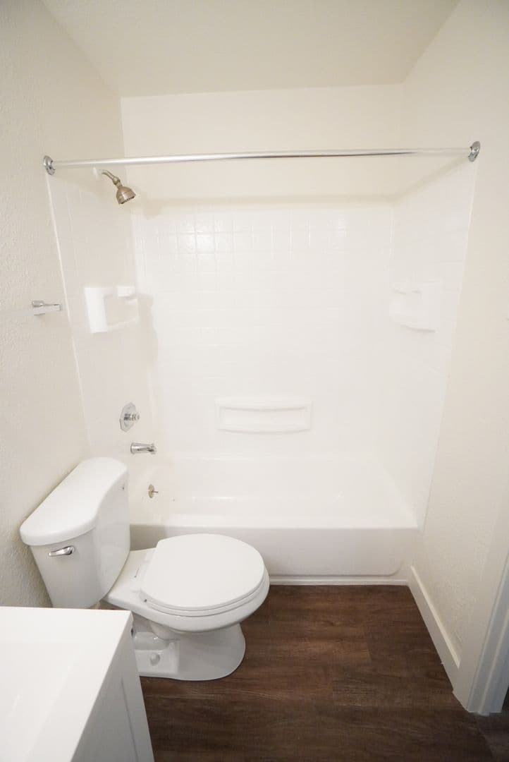 Sacramento Apartment: 1216 South Ave