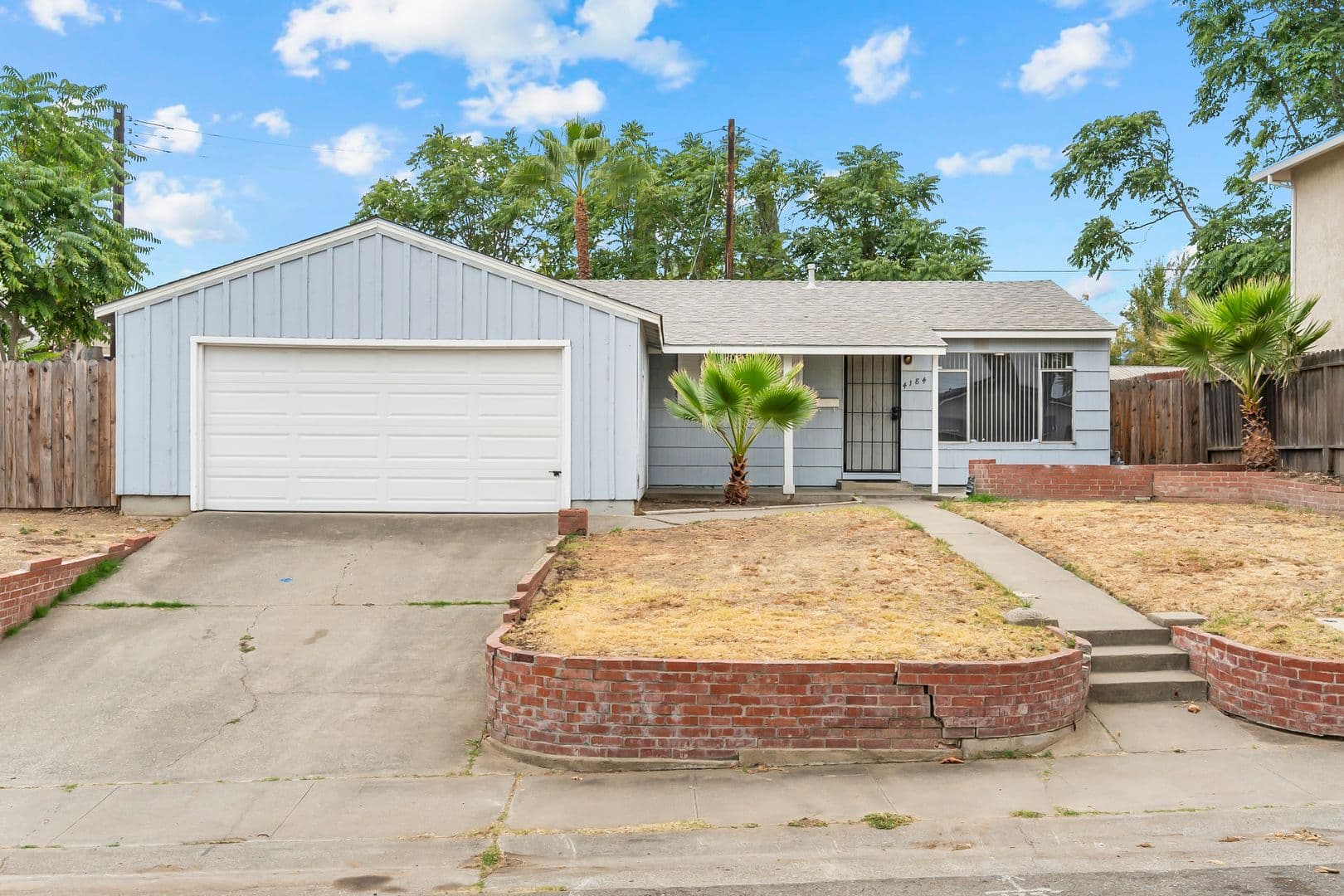 North Highlands House: 4184 Cornelia Way
