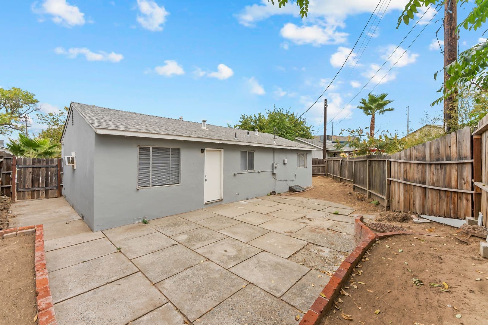 North Highlands House: 4184 Cornelia Way