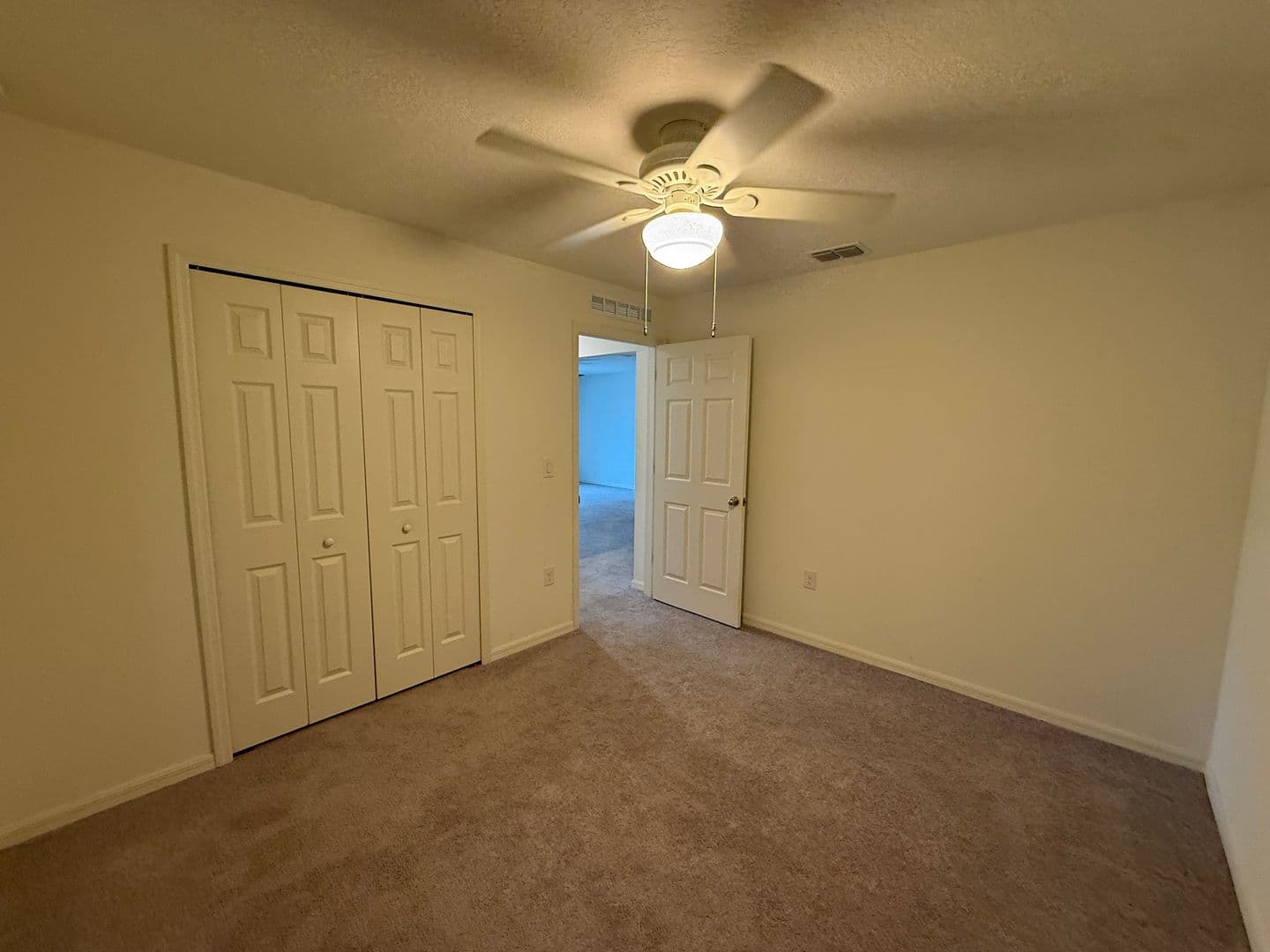 Palm Bay House: 141 Ensenada St SE