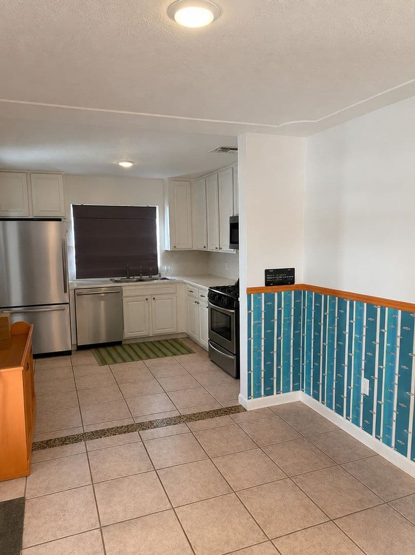 Satellite Beach House: 349 W. Exeter St