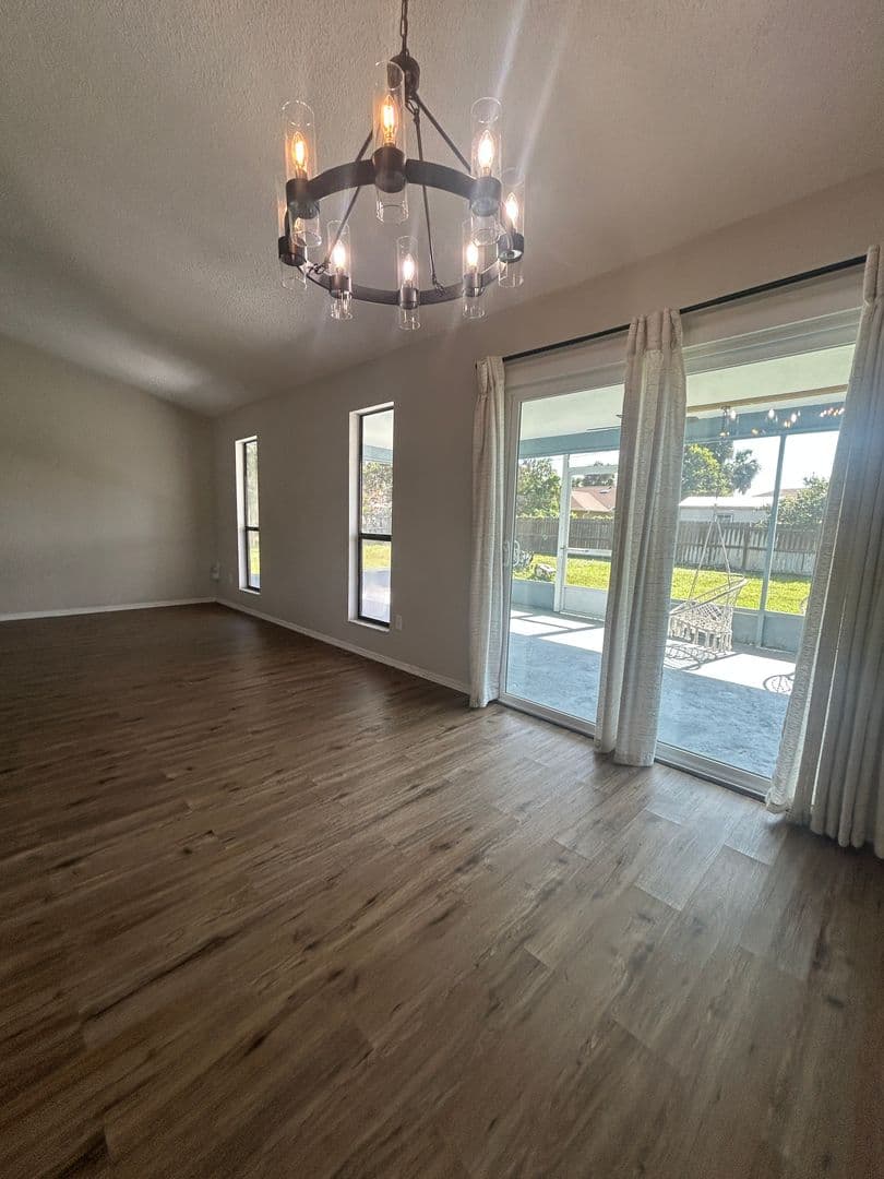 Palm Bay House: 615 Seven Gables Circle SE