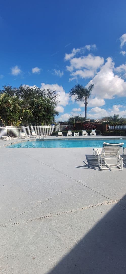 West Melbourne House: 2891 Stratford Pt. Dr