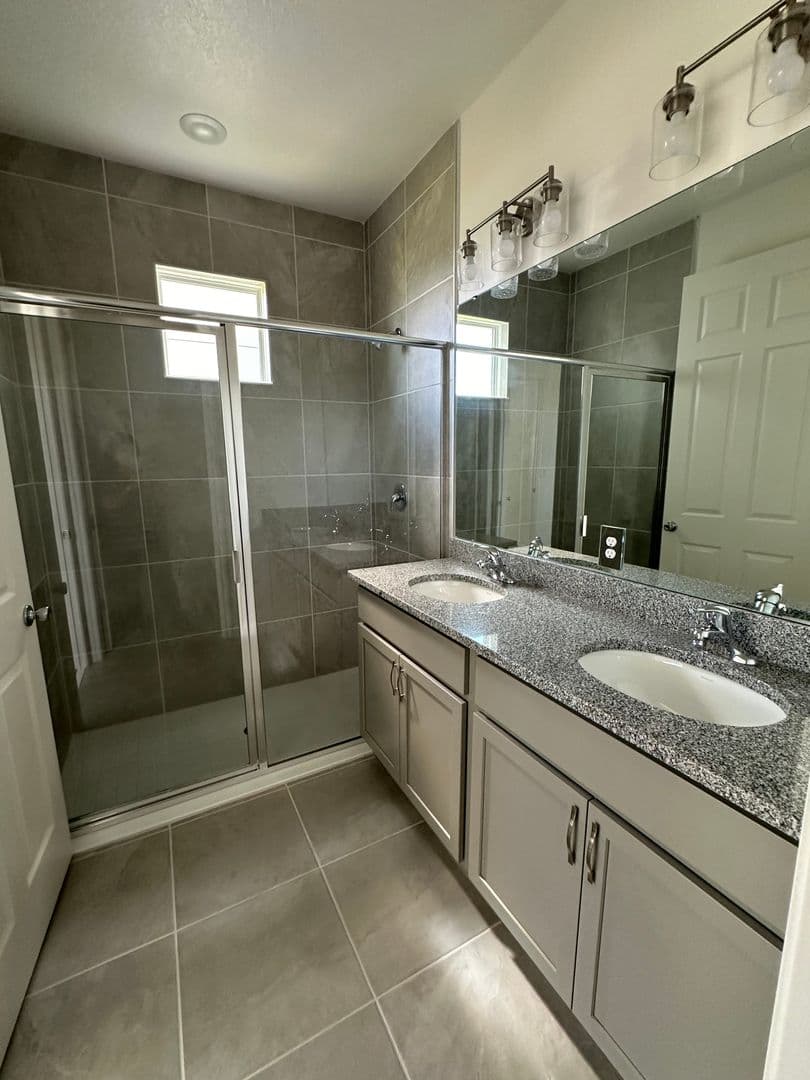 Palm Bay House: 1030 Grantham Lane