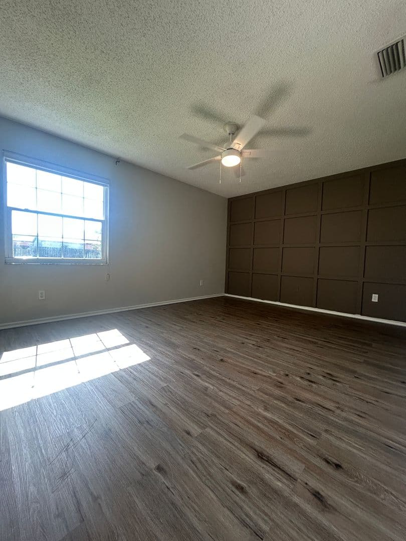 Palm Bay House: 615 Seven Gables Circle SE