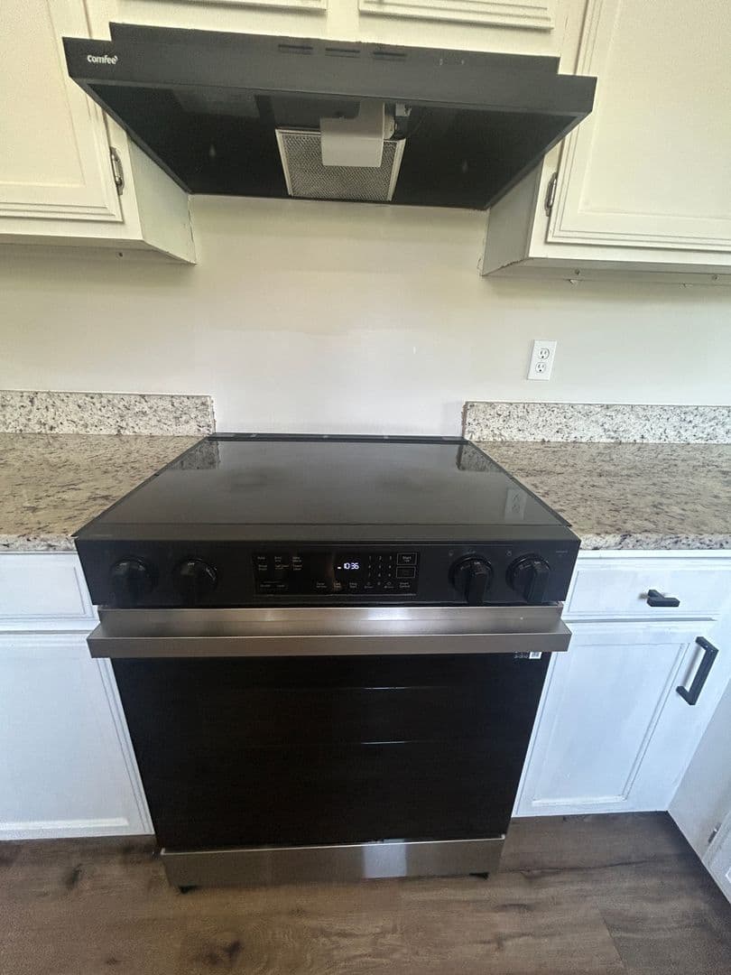 Palm Bay House: 615 Seven Gables Circle SE