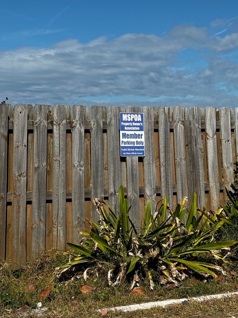 Melbourne Beach House: 245 Heron Dr.