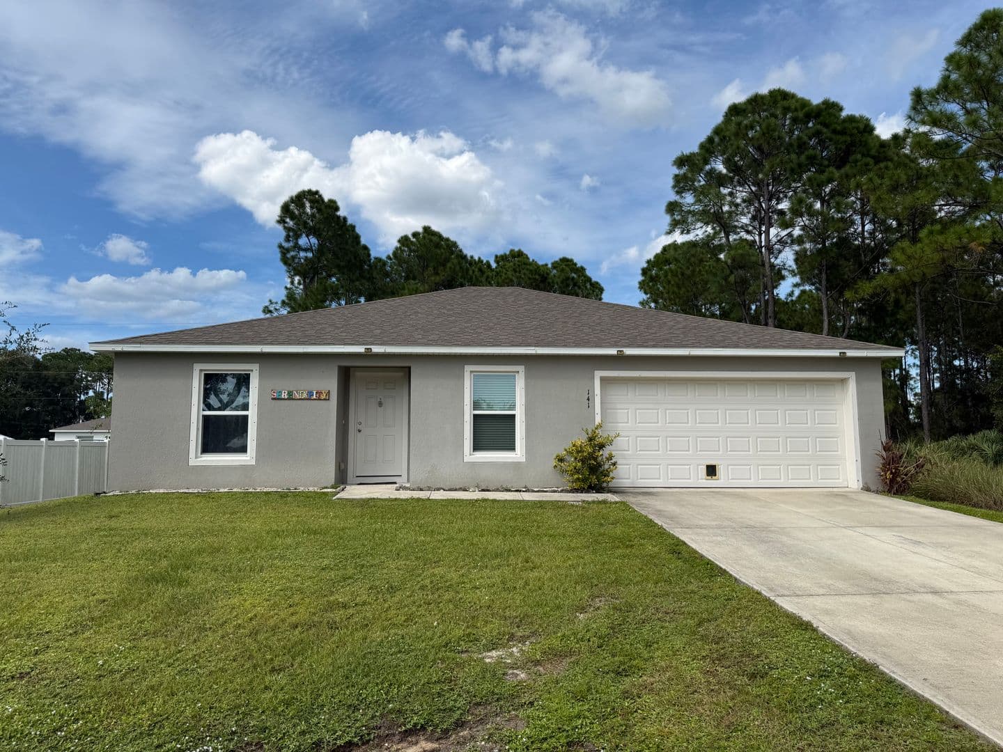 Palm Bay House: 141 Ensenada St SE