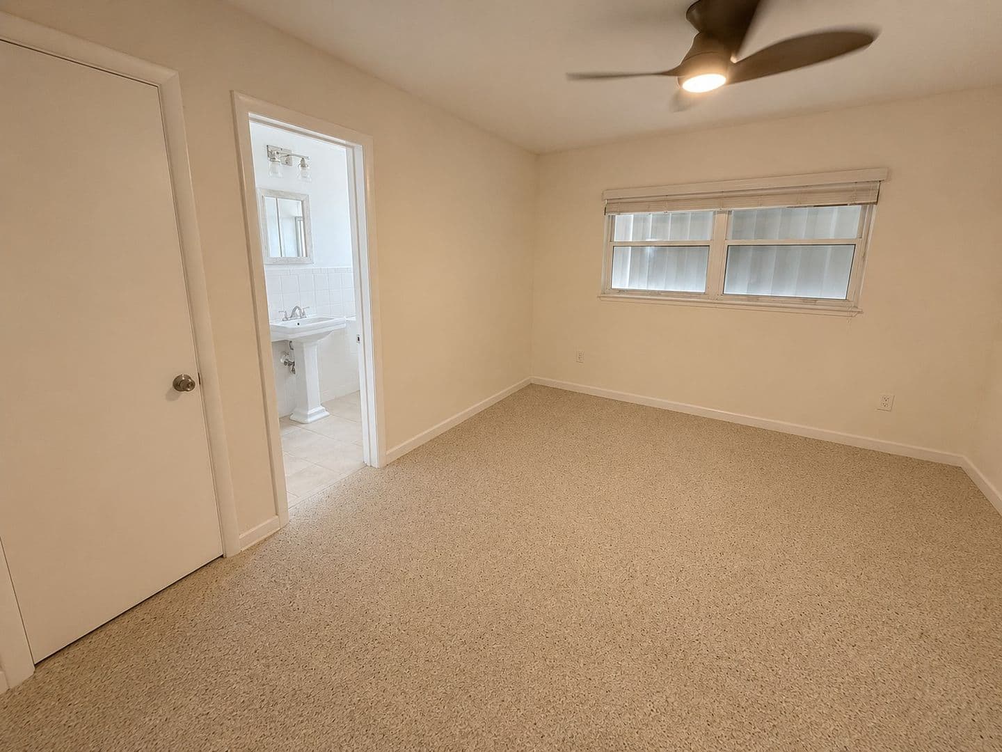 Satellite Beach House: 349 W. Exeter St