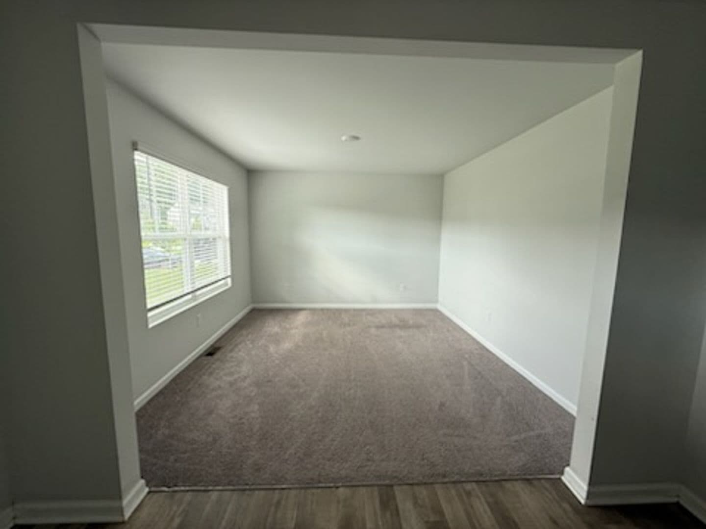 New Kent House: 7980 Uplands Dr