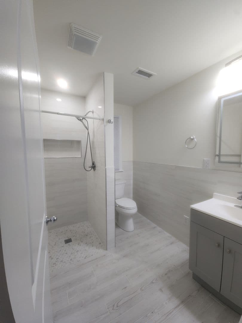 Henrico House: 9322 Lawndell Rd