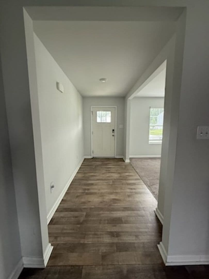 New Kent House: 7980 Uplands Dr