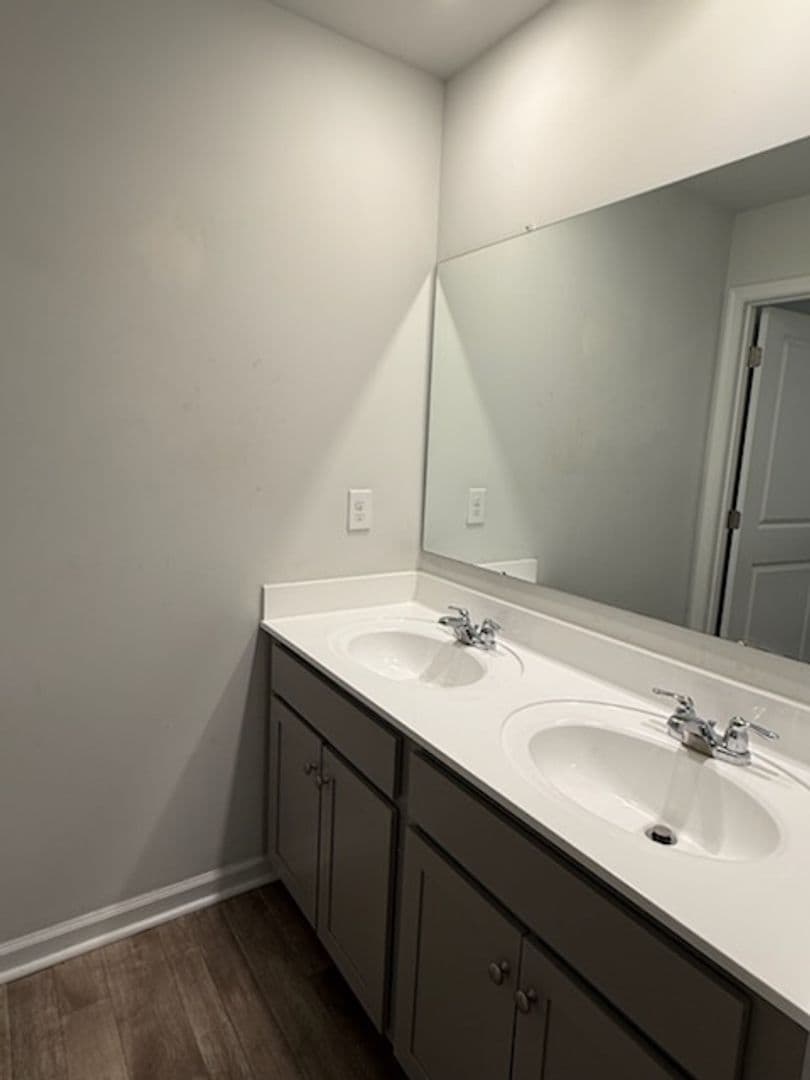 New Kent House: 7980 Uplands Dr