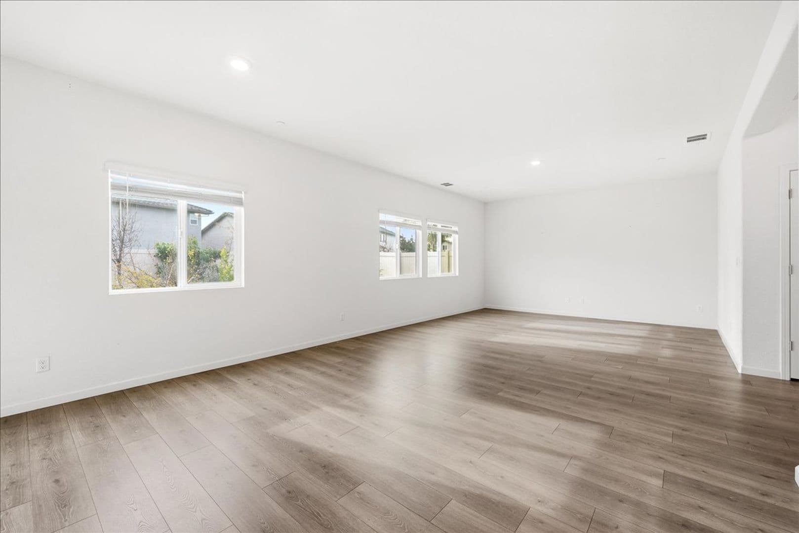 Sacramento House: 3818 Fong Ranch Rd