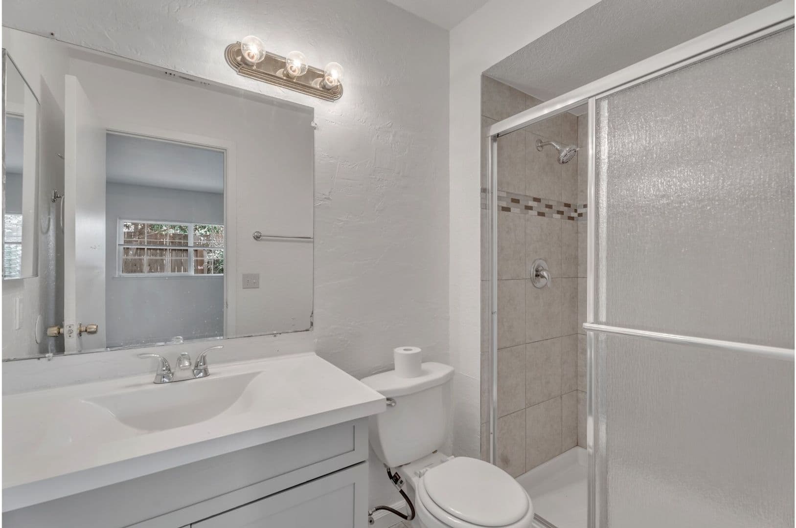 North Highlands Apartment: 3936 - 3944 Renick Way