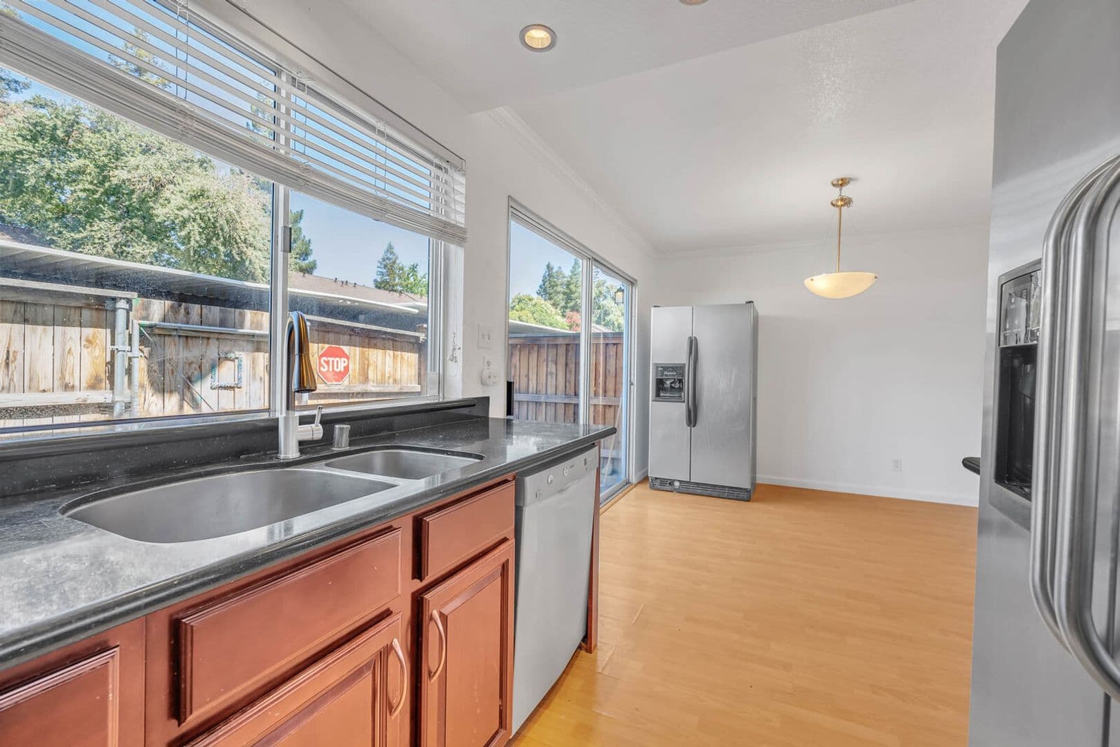 Carmichael House: 3926 Oak Villa Cir