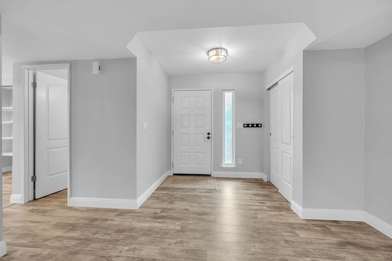 West Sacramento House: 2567 Higgins Rd