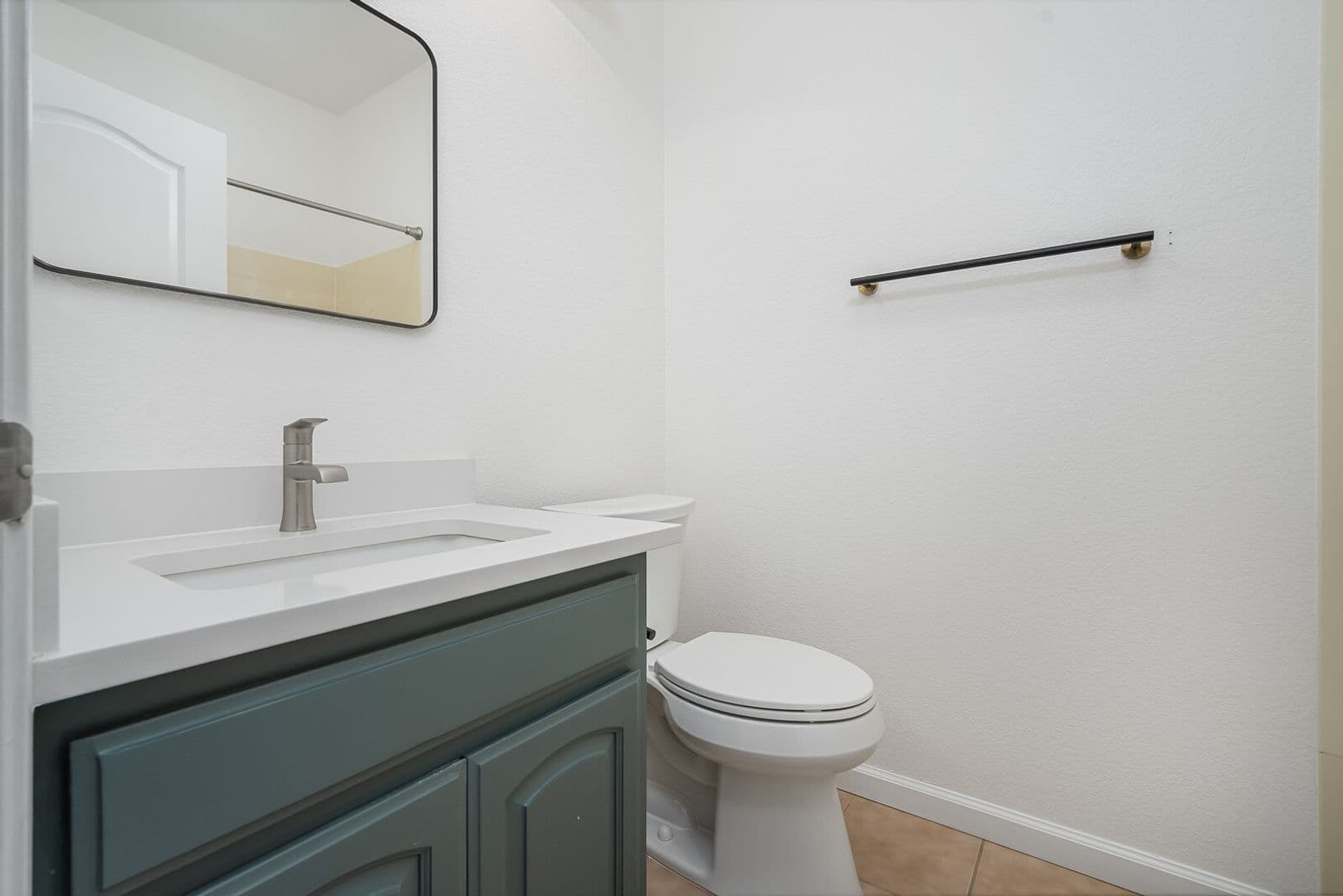 Folsom House: 2066 Horseshoe Glen Cir
