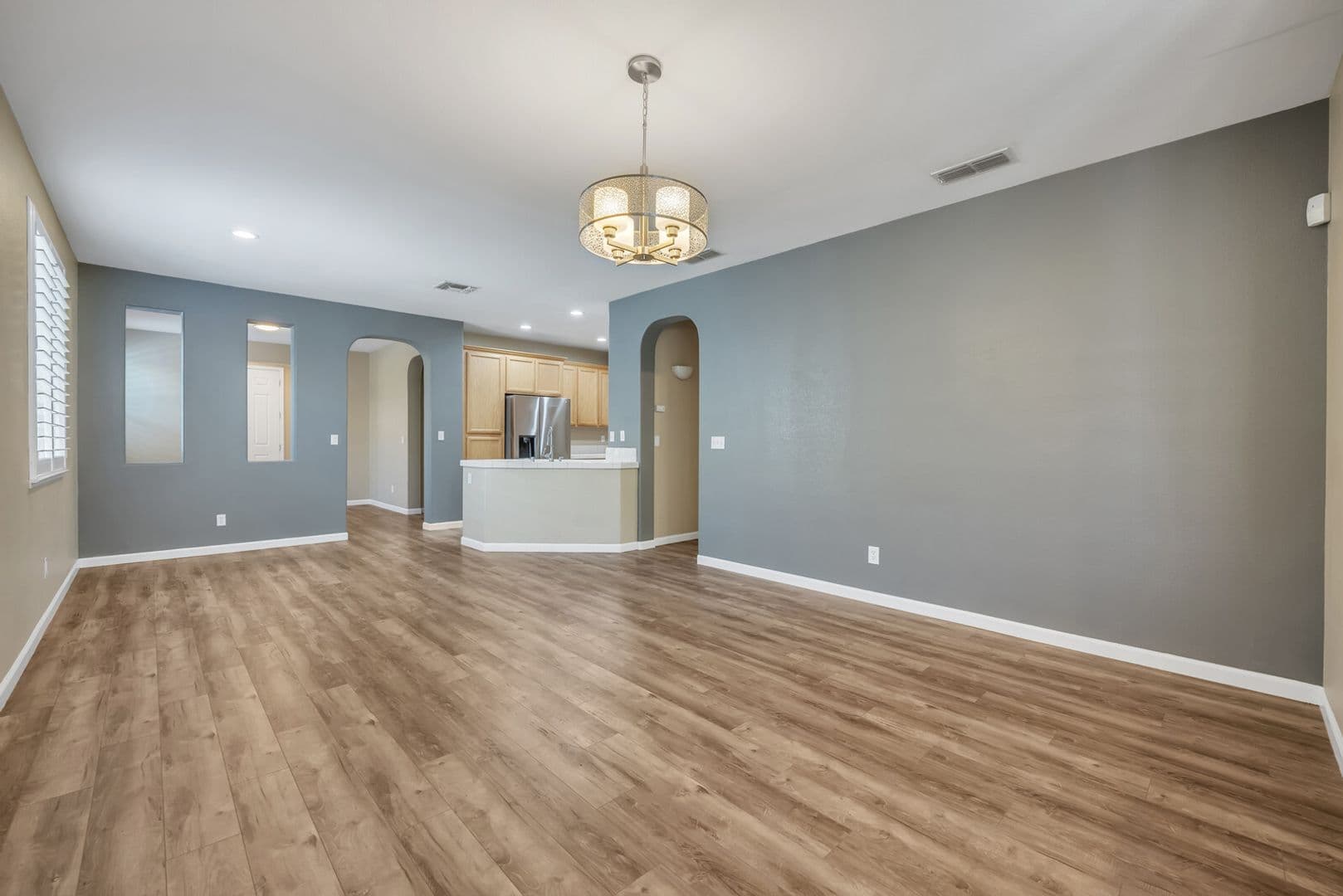 Sacramento House: 2736 San Juan Rd