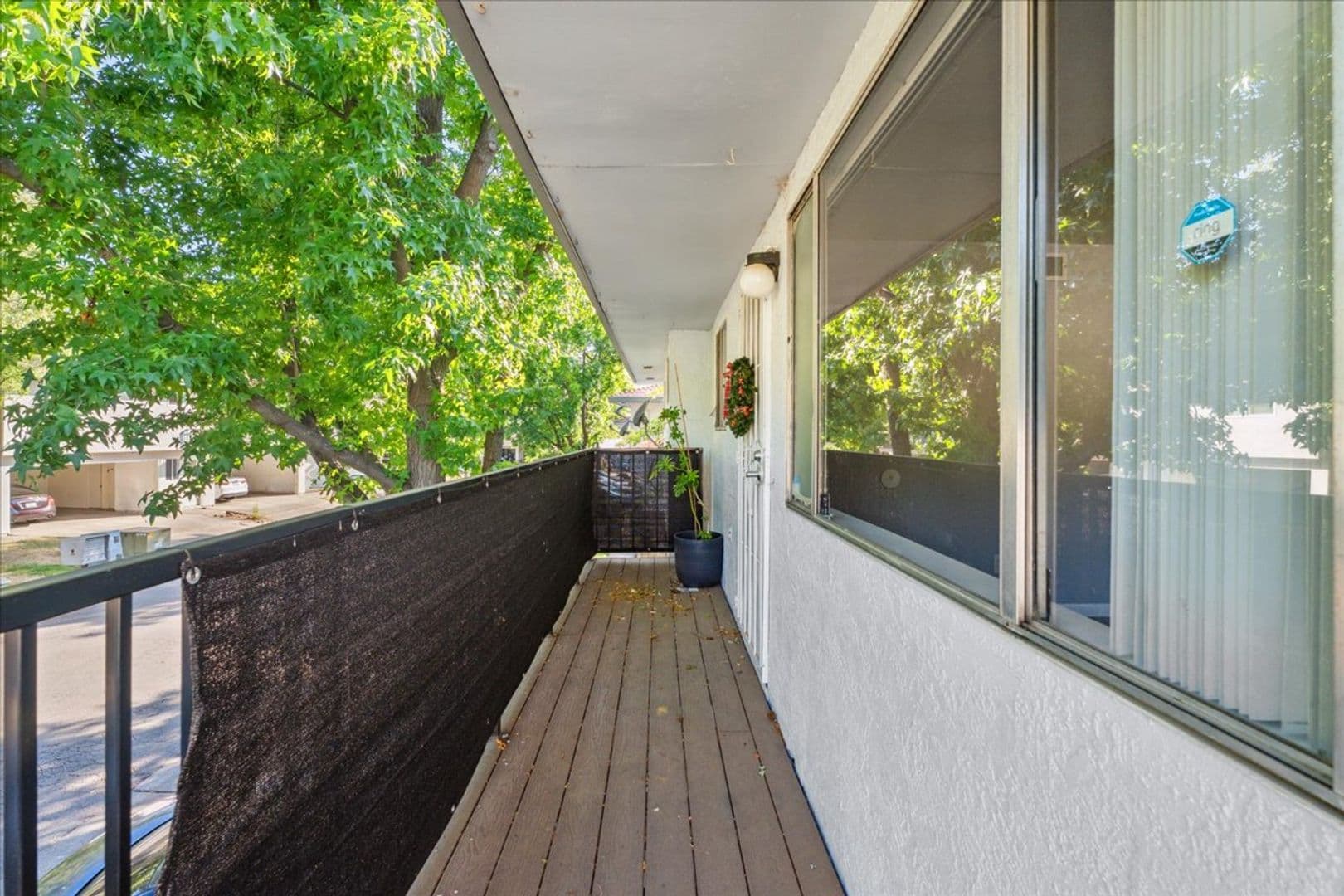 Sacramento House: 4718 Hayford Way #4