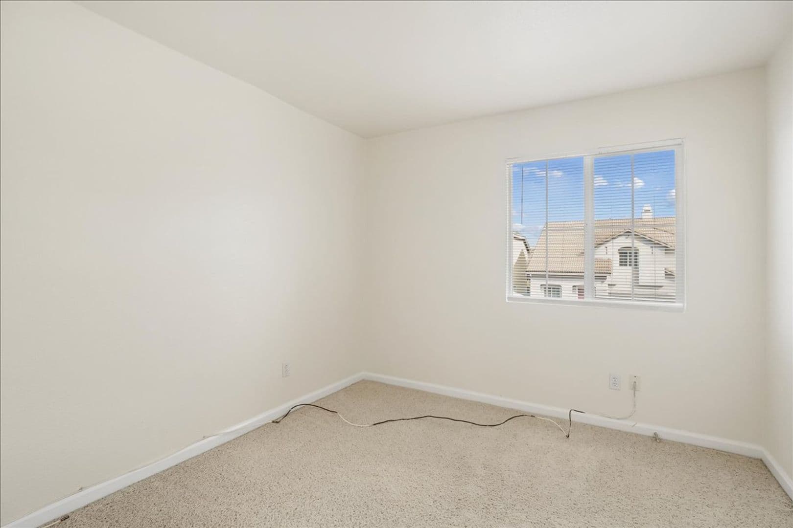 Elk Grove House: 9074 Piazza Ct