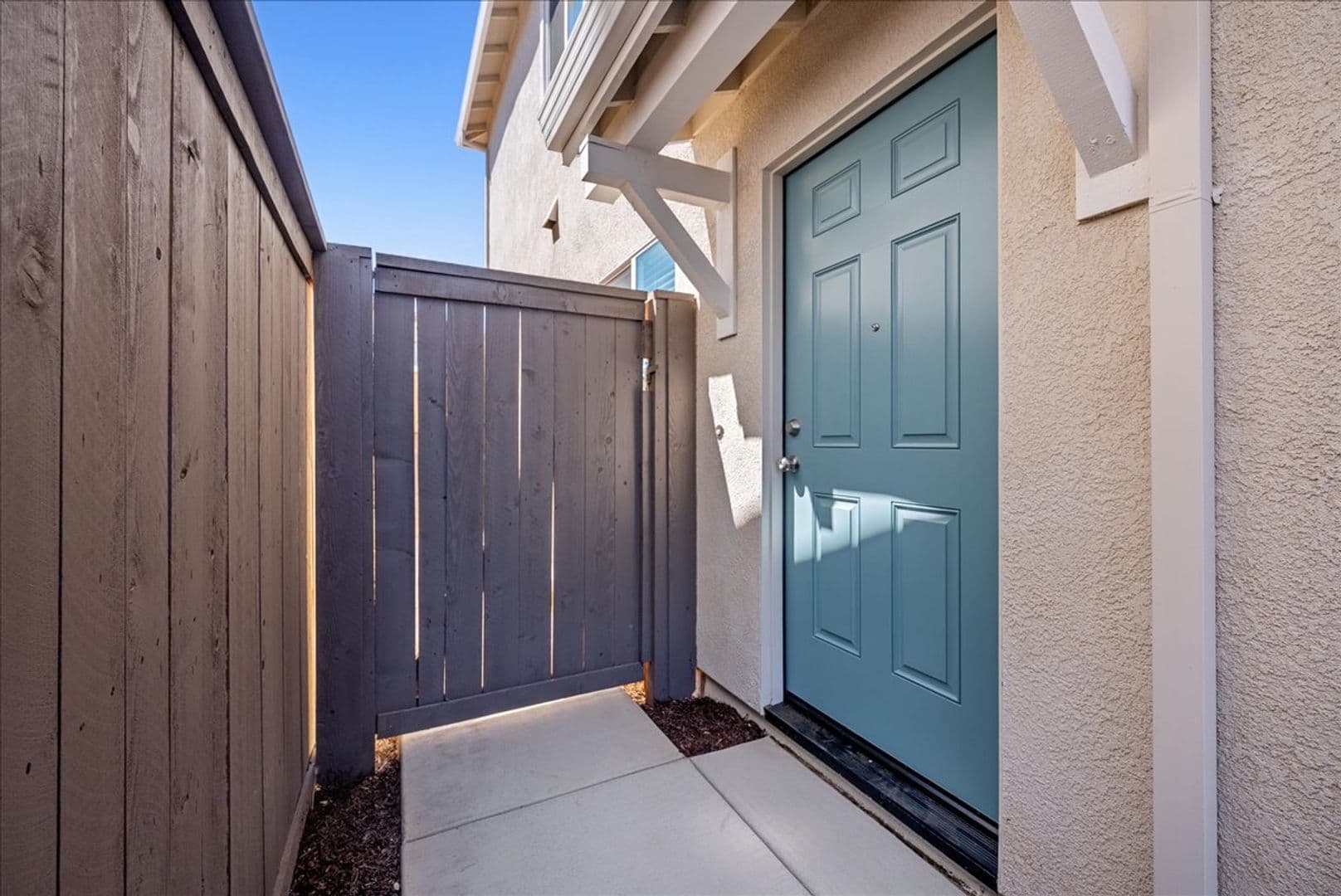 Rancho Cordova Multiplex: 3685 Vestland Ct