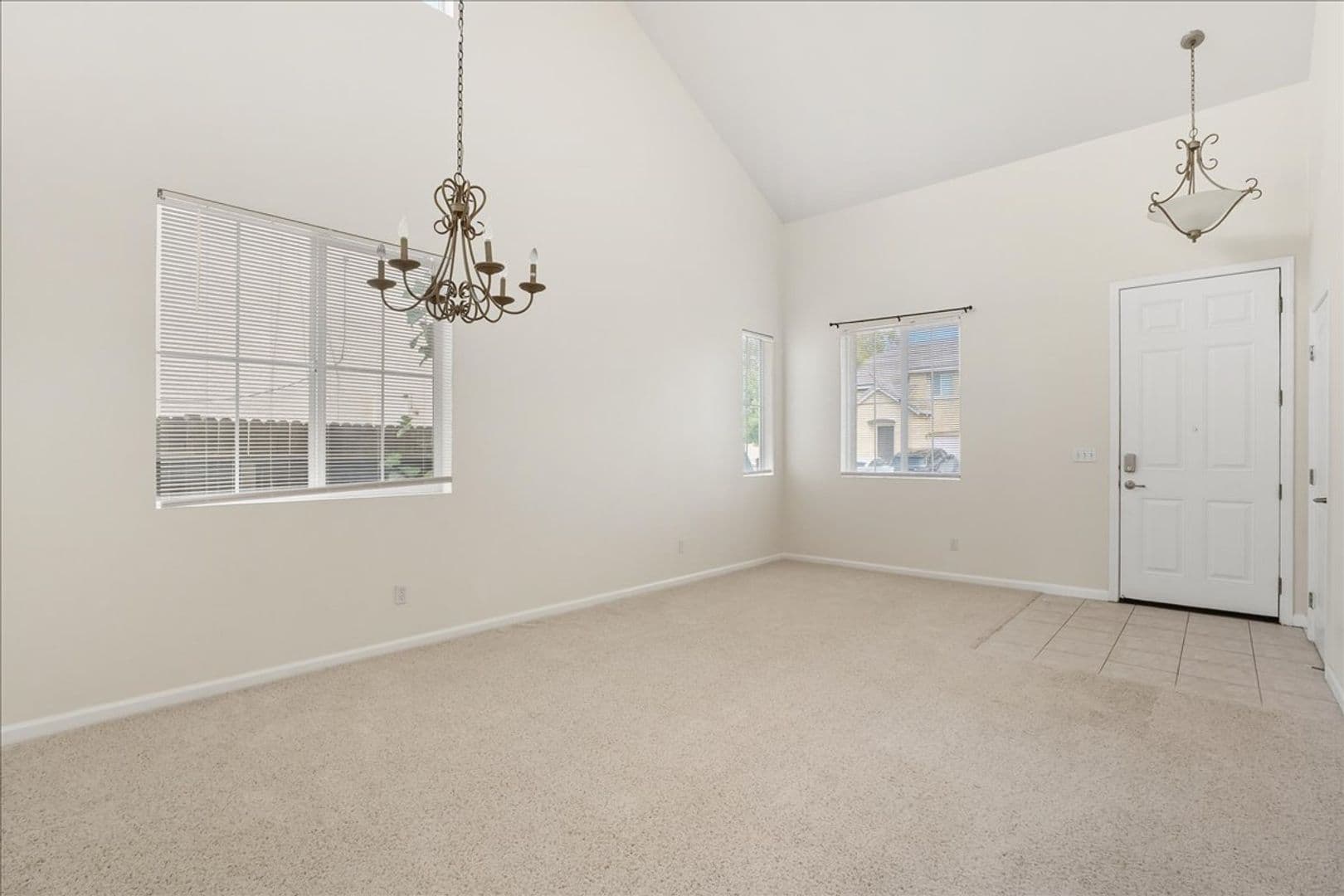 Elk Grove House: 9074 Piazza Ct