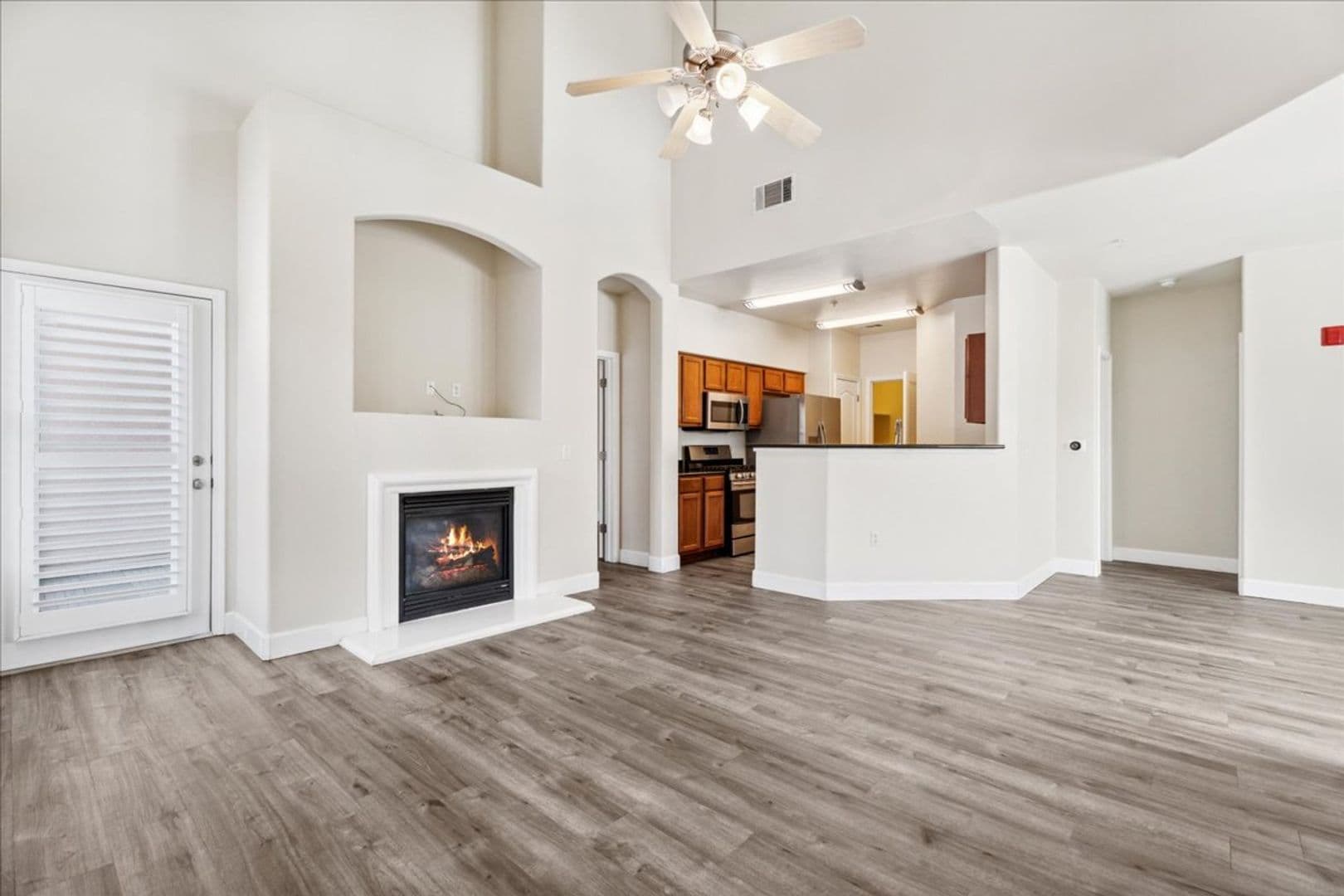 Sacramento House: 5350 Dunlay Dr #713