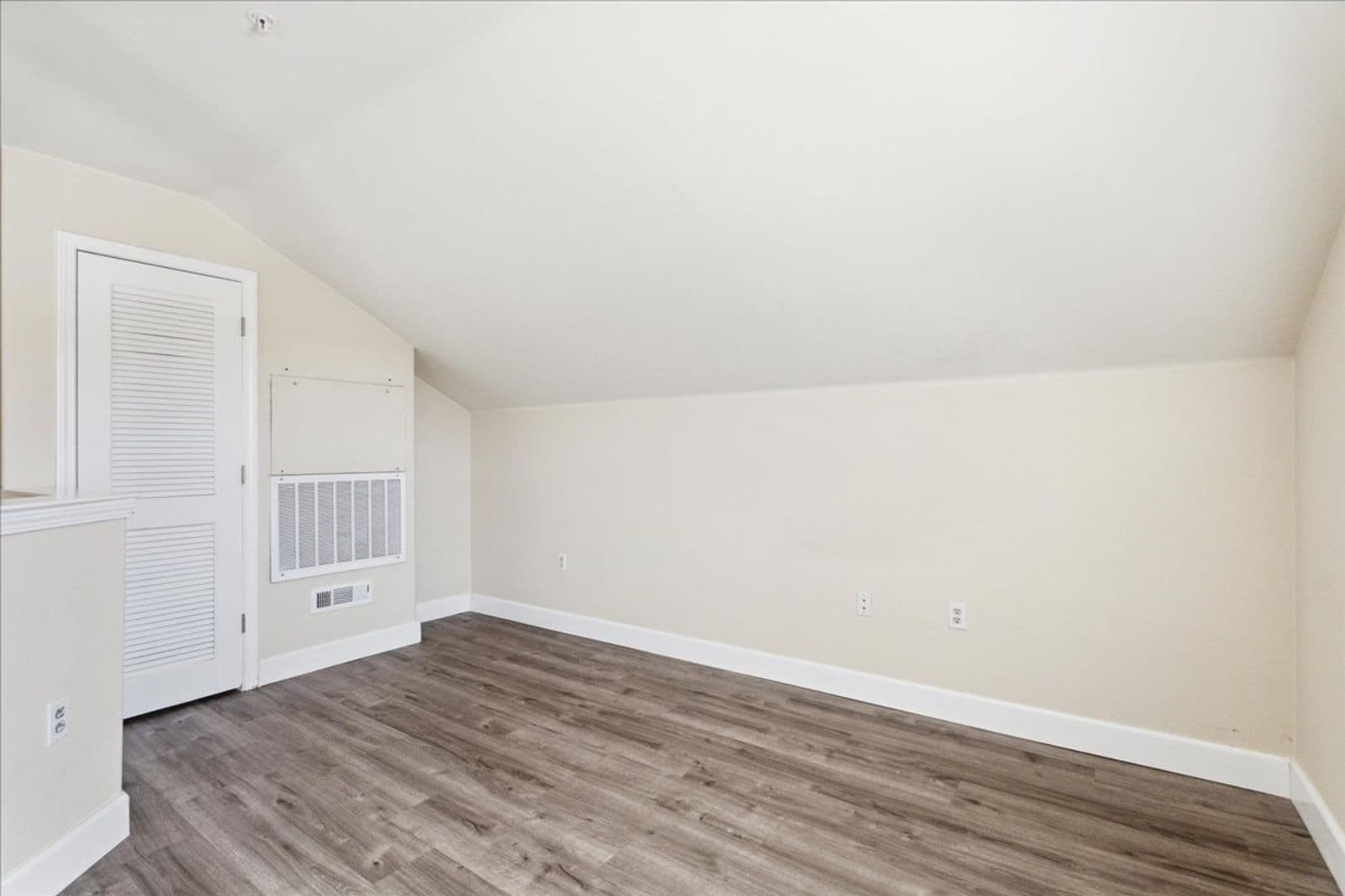 Sacramento House: 5350 Dunlay Dr #713