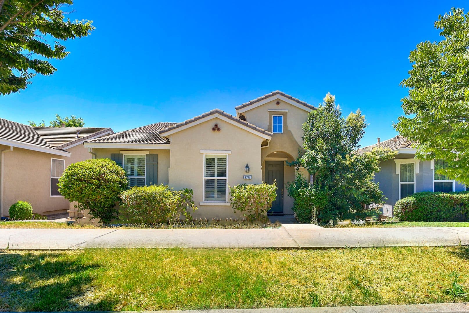 Sacramento House: 2736 San Juan Rd