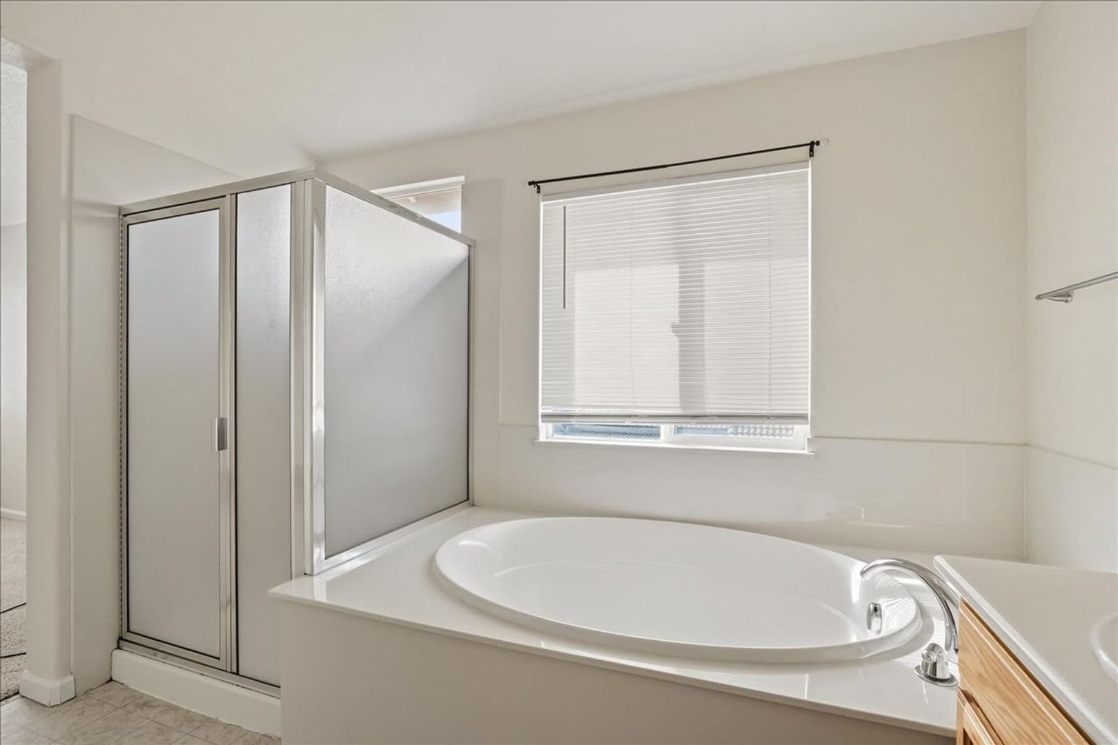 Elk Grove House: 9074 Piazza Ct