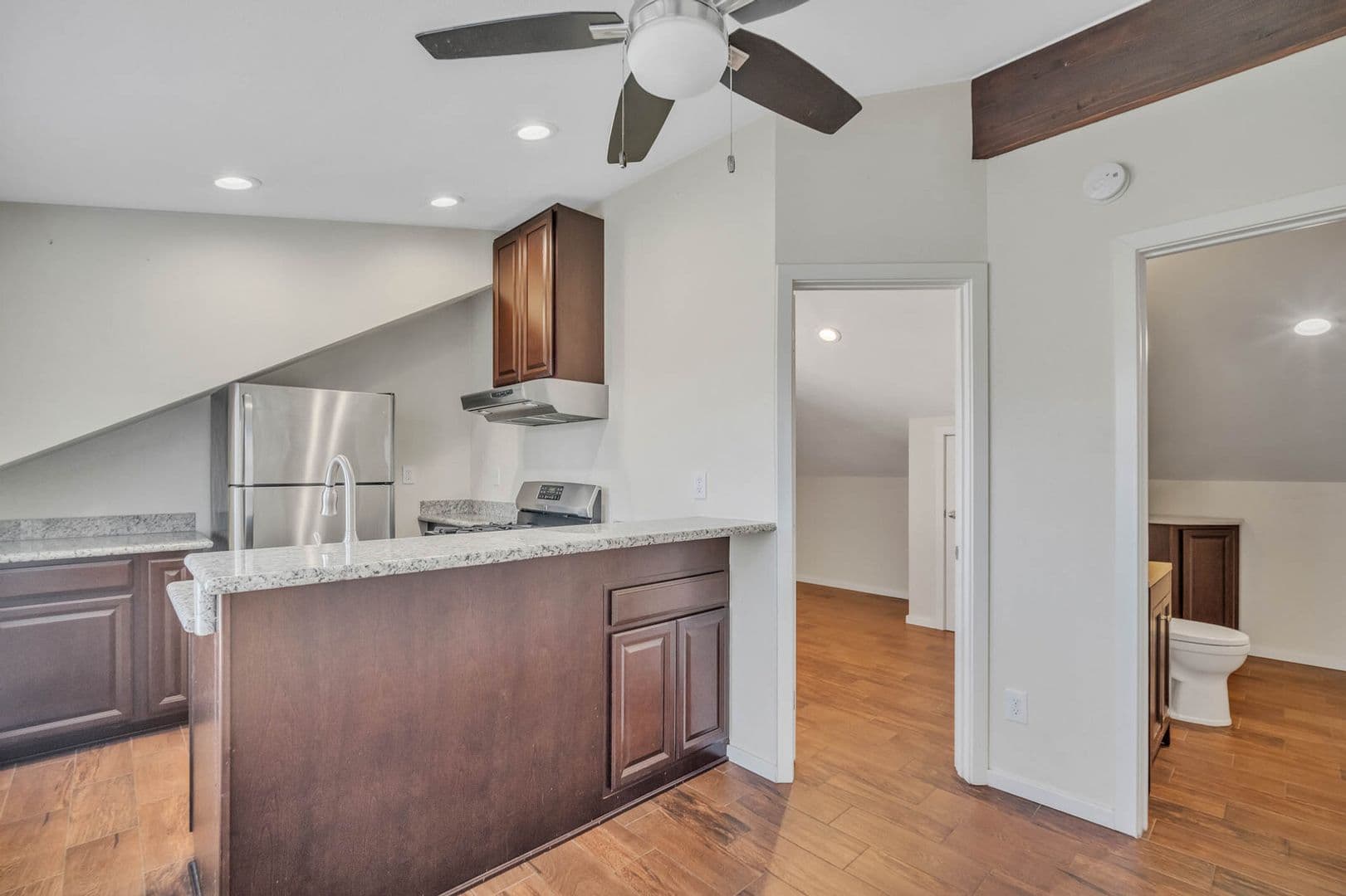 Fairfield Multiplex: 5252 Trophy Dr